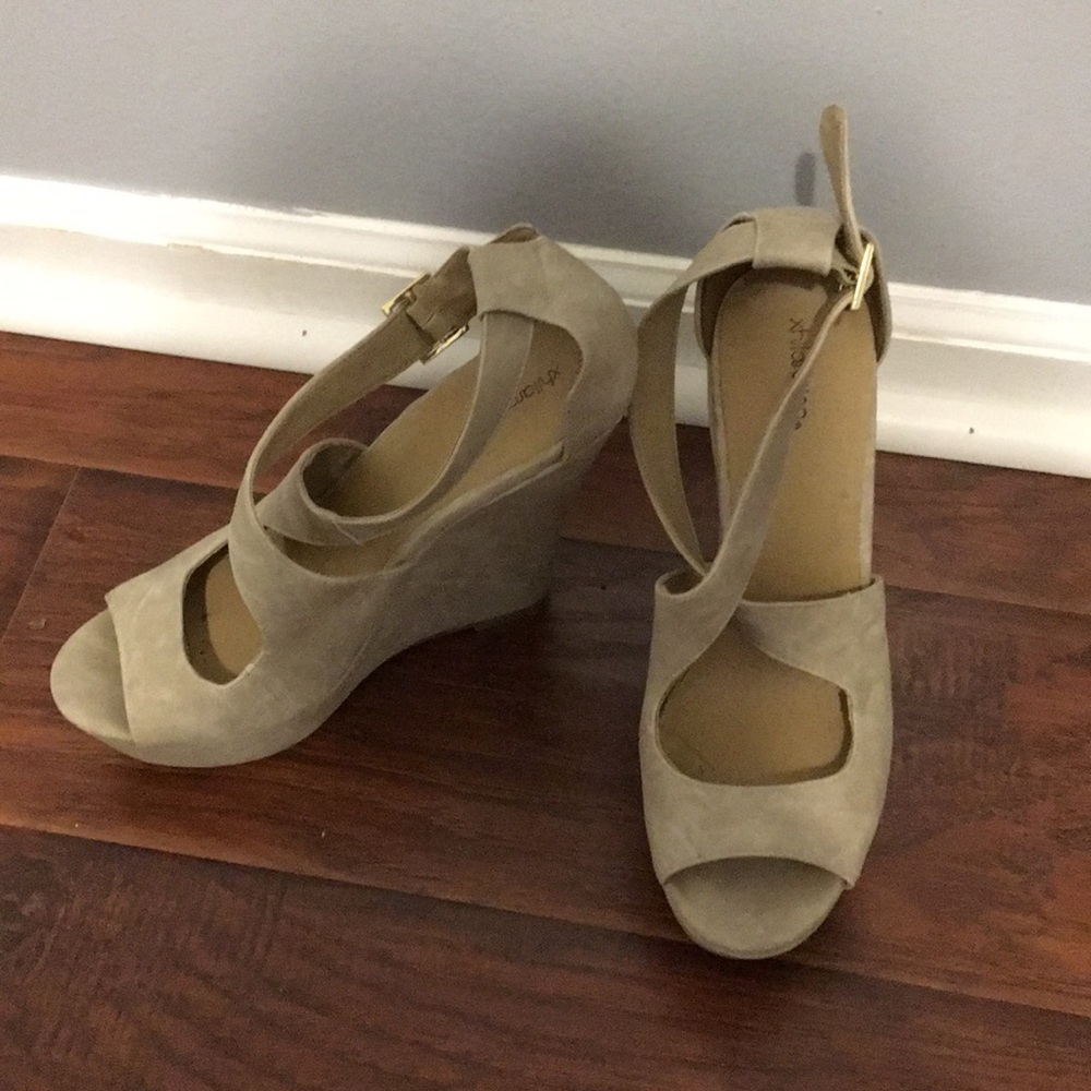 Cream colored wedges